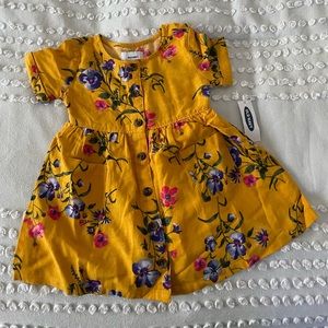 NWT Old Navy Girls yellow sundress with buttons, size 12-18M